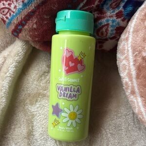 UNOPENED Vanilla Dream Body Wash - Green